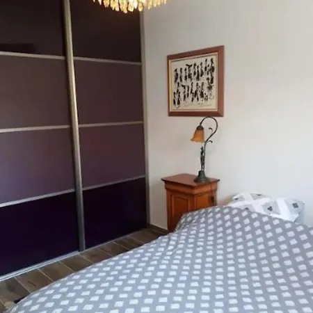 Nice Residence With Garden Near The Beach * 랑통